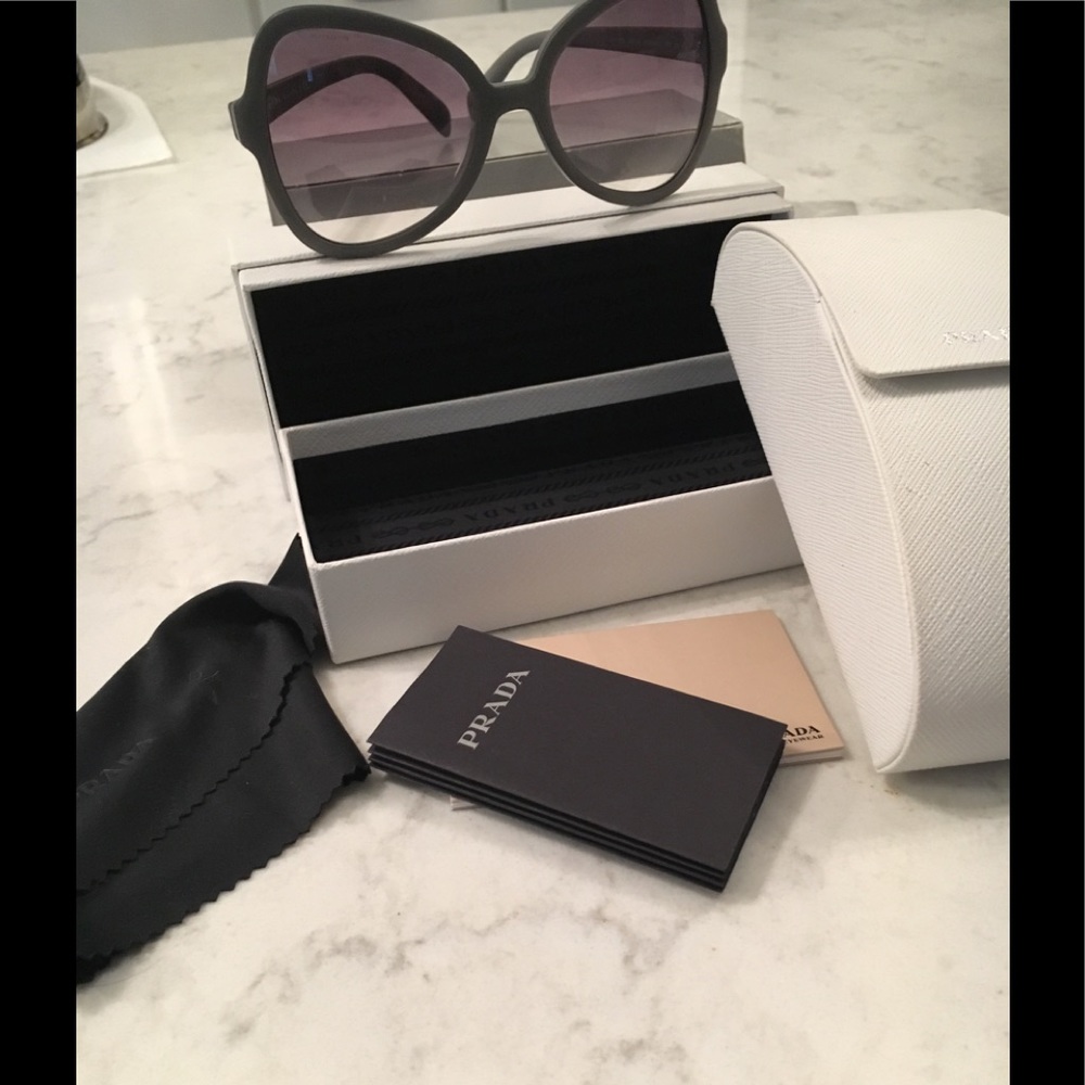 Authentic Prada Sunglasses - Picture 4 of 7